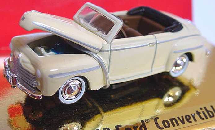 Foto 1:87 Ford Convertible (1948) beige Classic Metal Works 30102