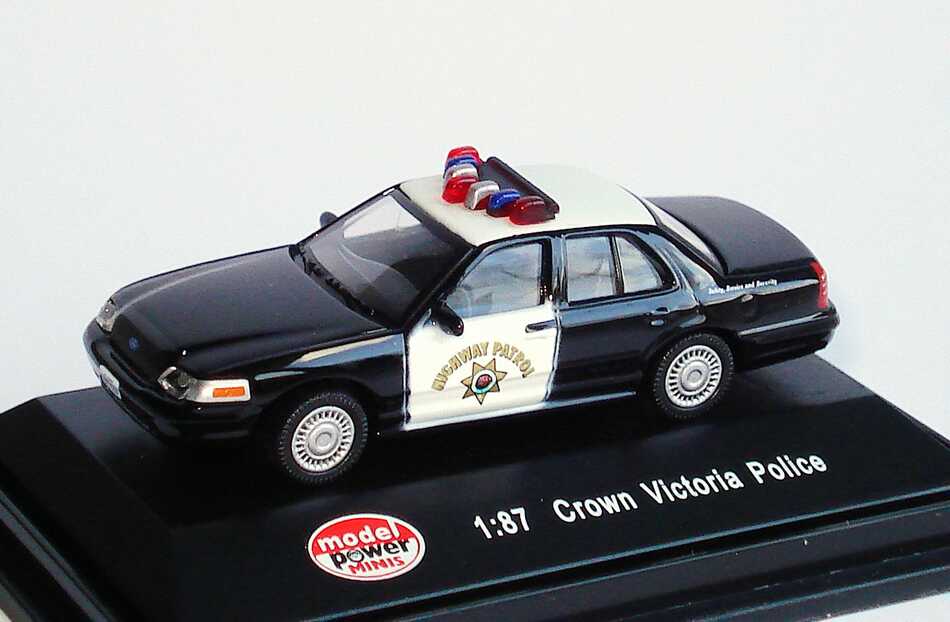 Foto 1:87 Ford Crown Victoria 2005 California Highway Patrol Model Power 19396