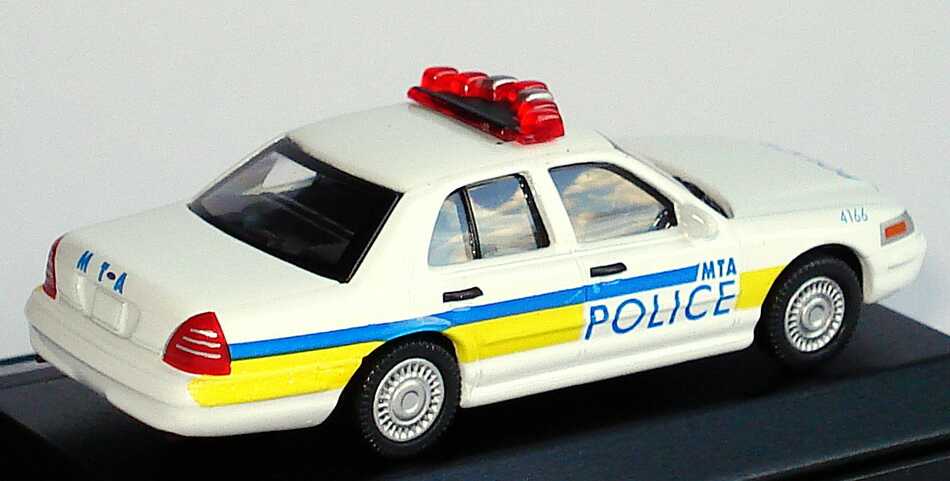 Foto 1:87 Ford Crown Victoria 2005 MTA Police, 4166 (Metropolitan Transit Authority) Model Power 19406