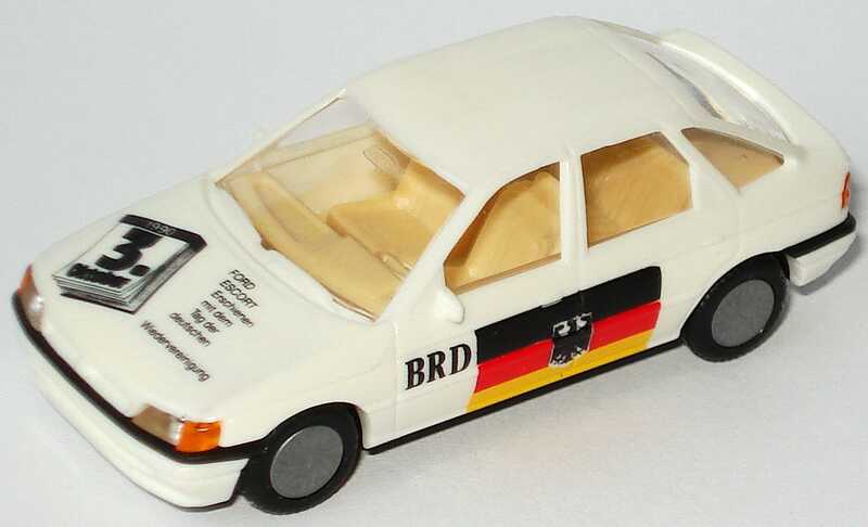 Foto 1:87 Ford Escort 4türig 3. Oktober 1990, Tag der deutschen Wiedervereinigung Praliné 5799