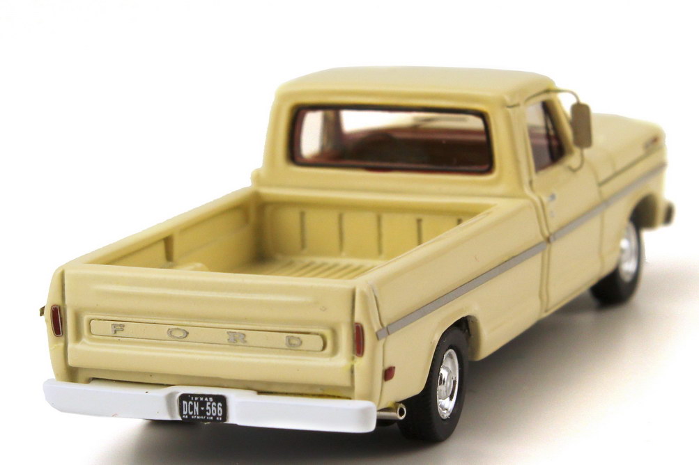 Foto 1:87 Ford F-100 Pickup MK5 (1967) creme-weiß NEO Scale Models 87566