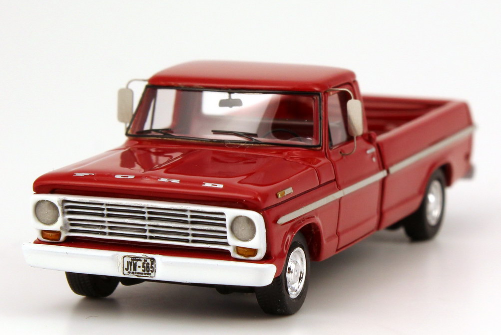 Foto 1:87 Ford F-100 Pickup MK5 (1967) rot NEO Scale Models 87565