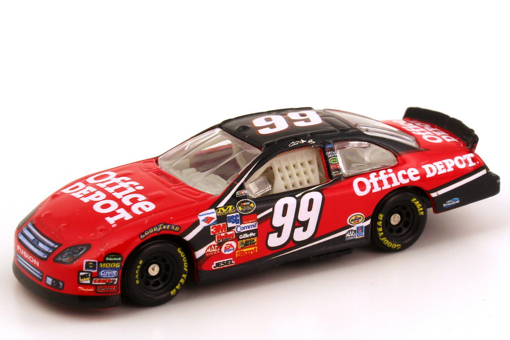 Foto 1:87 Ford Fusion NASCAR 2006 Roush Racing, Office Depot Nr.99, Carl Edwards Winners Circle 47653