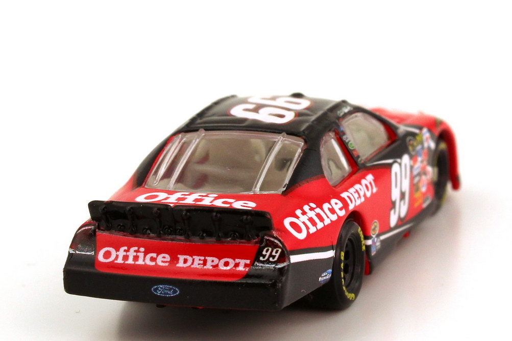 Foto 1:87 Ford Fusion NASCAR 2006 Roush Racing, Office Depot Nr.99, Carl Edwards Winners Circle 47653