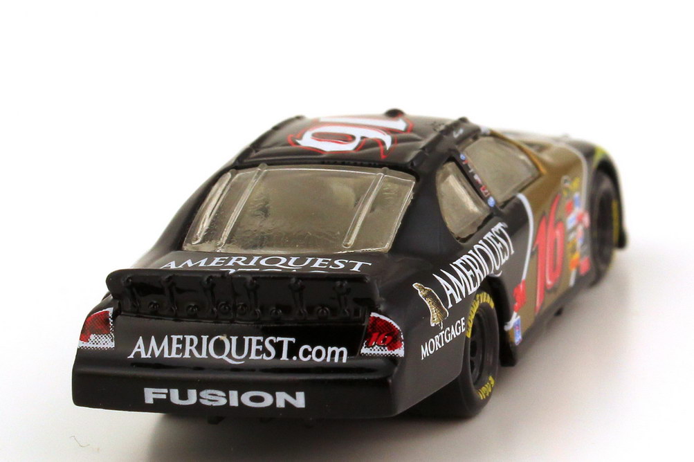 Foto 1:87 Ford Fusion NASCAR 2007 Roush Racing, Ameriquest Nr.16, Greg Biffle Winners Circle 47966