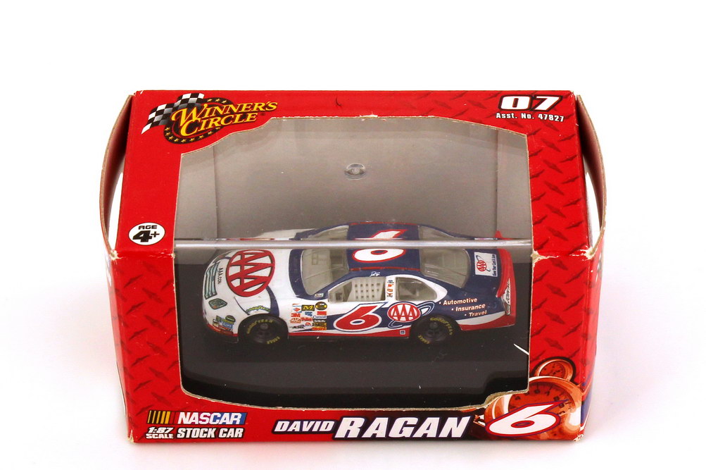 Foto 1:87 Ford Fusion NASCAR 2007 Roush Racing, AAA Nr.6, David Ragan Winners Circle 64515