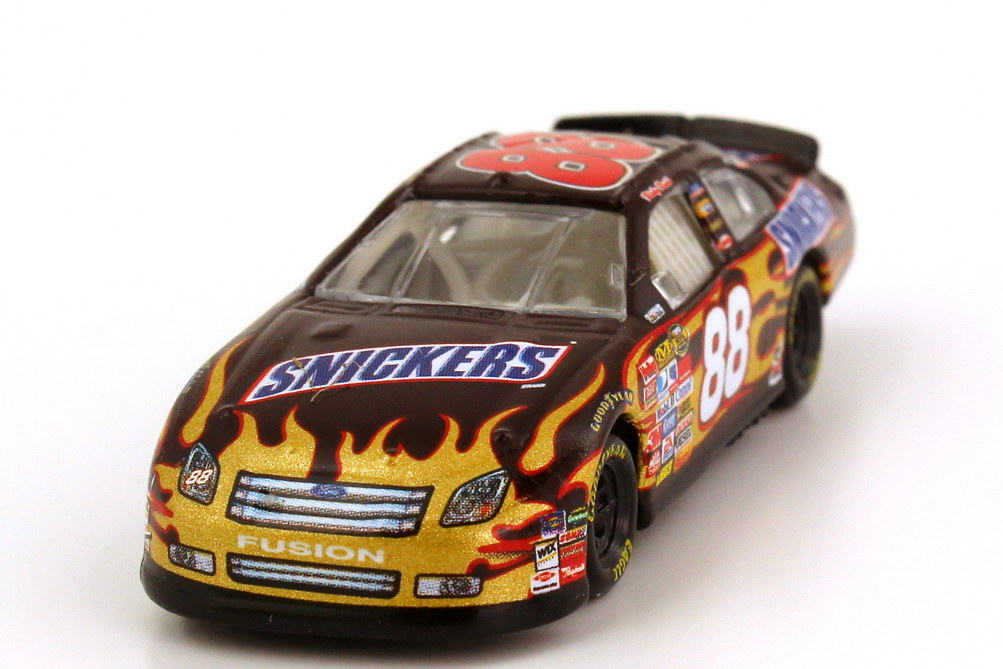 Foto 1:87 Ford Fusion NASCAR 2007 Robert Yates Racing, Snickers Nr.88, Ricky Rudd Winners Circle 64718