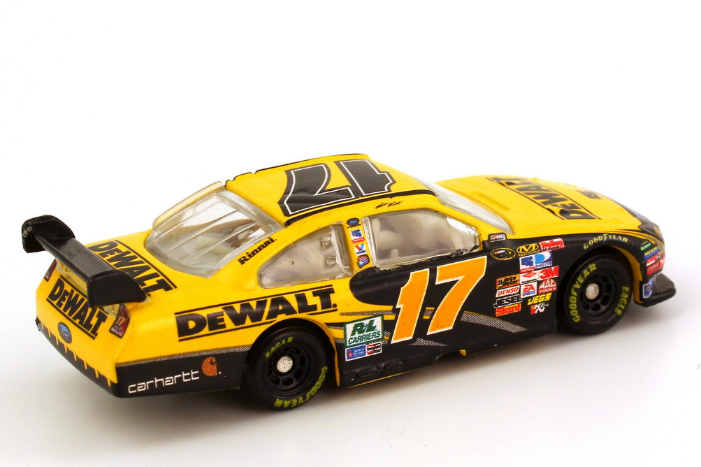Foto 1:87 Ford Fusion NASCAR 2008 Roush Racing, DeWalt Nr.17, Matt Kenseth (Daytona 500 Edition) Winners Circle 70472