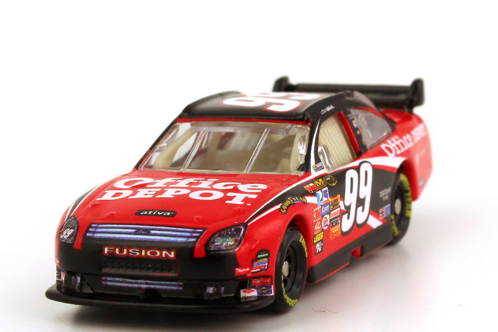 Foto 1:87 Ford Fusion NASCAR 2008 Roush Racing, Office Depot Nr.99, Carl Edwards (Daytona 500 Edition) Winners Circle 70473