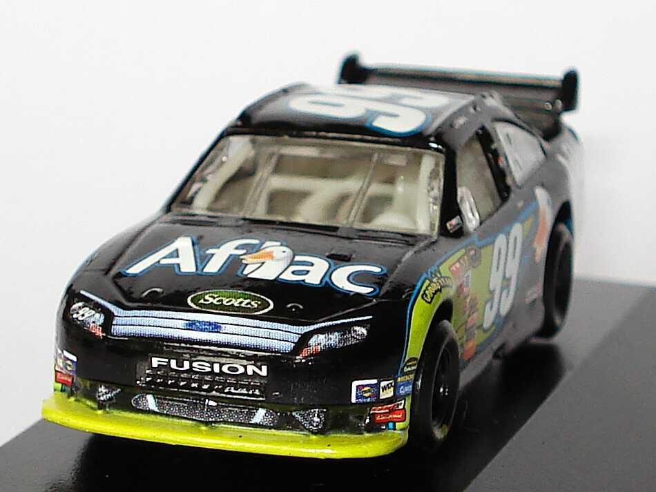 Foto 1:87 Ford Fusion NASCAR 2010 Roush Fenway Racing, Aflac Nr.99, Carl Edwards Winners Circle 09722