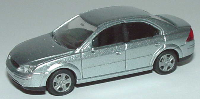 Foto 1:87 Ford Mondeo 2001 Stufenheck silber-met. Rietze 21140