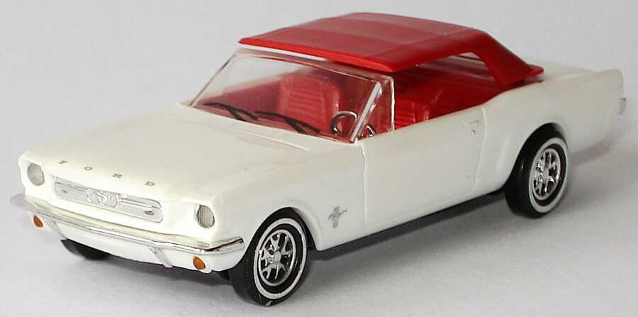 Foto 1:87 Ford Mustang Cabrio ´64 weiß geschlossen, IA + Verdeck rot Busch