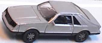 Foto 1:87 Ford Mustang Cobra III silber-met. (alte Räder) herpa 3029
