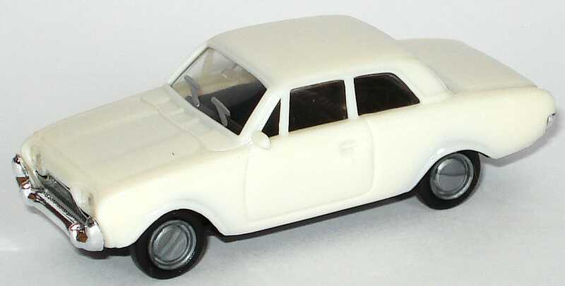 Foto 1:87 Ford Taunus 17M altweiß herpa 022866