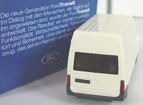 Foto 1:87 Ford Transit 2000 Kasten Lang Hochdach beige (Ford) Rietze 02022110