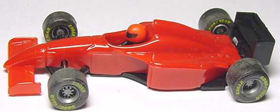 Foto 1:87 Formel Rennfahrzeug F ferrarirot, Helm rot herpa 022187