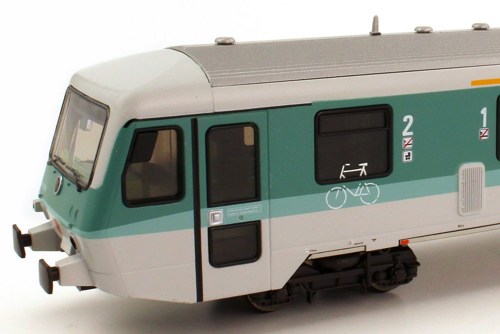Foto 1:87 H0 Dieseltriebzug VT 628/928 DB AG mintgrün, Epoche IV, Gleichstrom Roco 63015