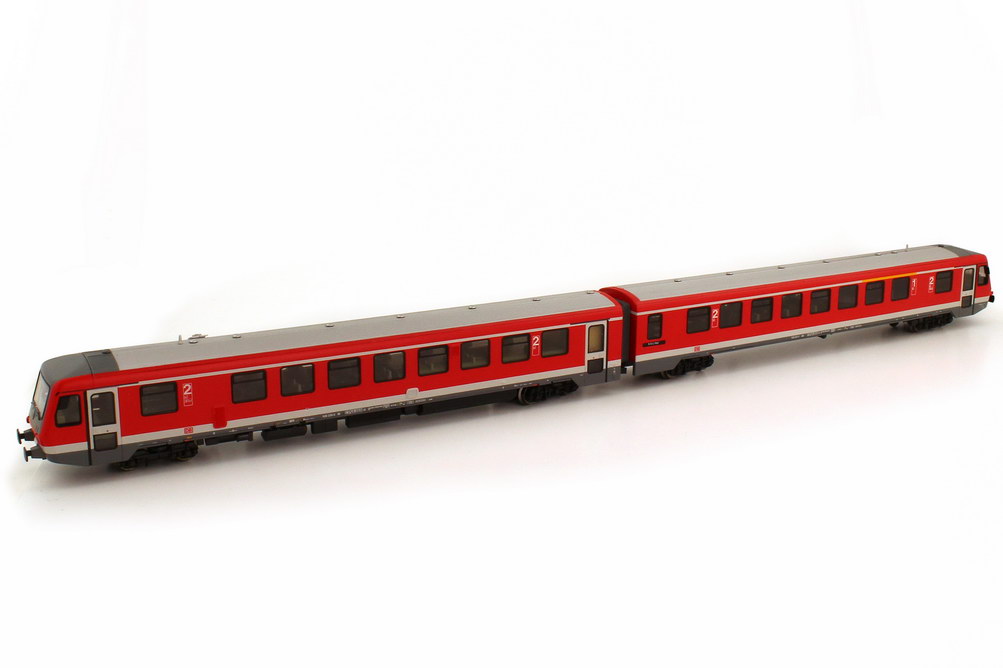 Foto 1:87 H0 Dieseltriebzug VT 628/928 DB AG rot/grau, Epoche V, Gleichstrom Roco 63013