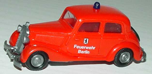Foto 1:87 Historische Fahrzeuge der Feuerwehr Berlin (Mercedes 170 + Mercedes 170 Krankenwagen + VW Käfer + Opel Olympia + DKW Bus) Busch