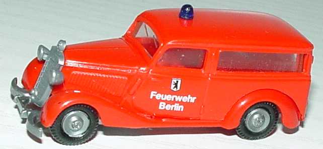 Foto 1:87 Historische Fahrzeuge der Feuerwehr Berlin (Mercedes 170 + Mercedes 170 Krankenwagen + VW Käfer + Opel Olympia + DKW Bus) Busch