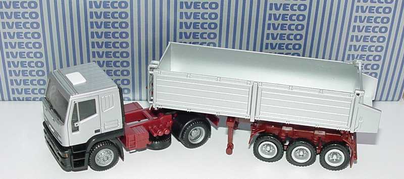 Foto 1:87 Iveco EuroTech KippSzg 2/3 silber-met. Werbemodell herpa 2365