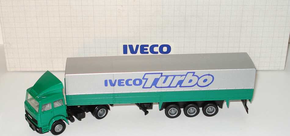 Foto 1:87 Iveco Turbo mit Dachspoiler PPSzg 2/3 grün Iveco Turbo Werbemodell herpa