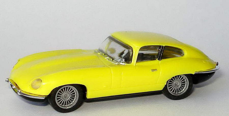 Foto 1:87 Jaguar E-Type zinkgelb herpa 032018/150743