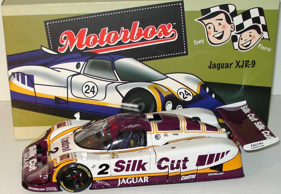 Foto 1:18 Jaguar XJR-9LM Silk Cut Nr.2, Lammers/Dumfries/Wallace (Winner LeMans 24 Hours 1988) Exoto MTB00104