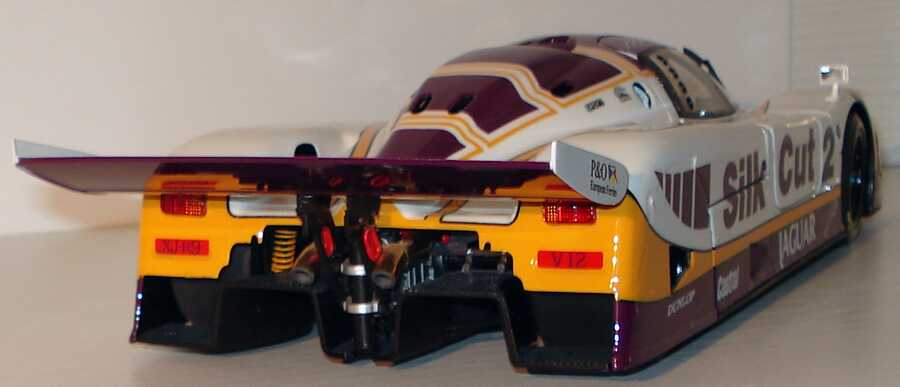 Foto 1:18 Jaguar XJR-9LM Silk Cut Nr.2, Lammers/Dumfries/Wallace (Winner LeMans 24 Hours 1988) Exoto MTB00104
