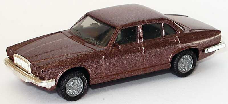 Foto 1:87 Jaguar XJ 12 graubraunmet., IA schwarz herpa 3020