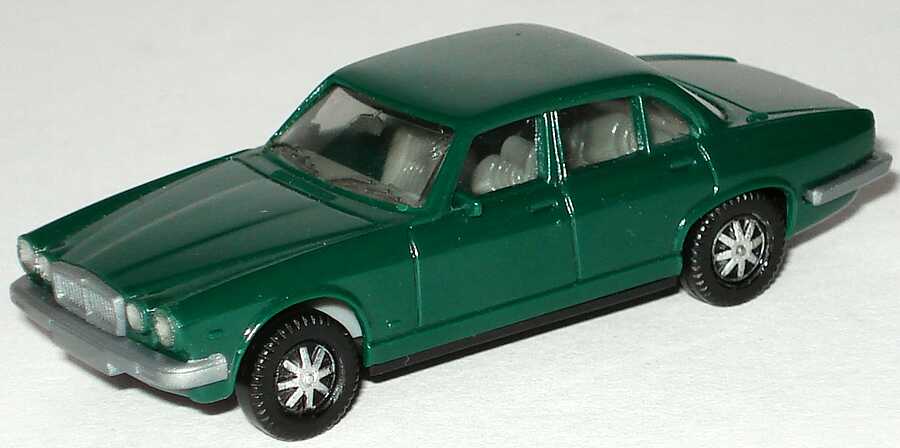 Foto 1:87 Jaguar XJ 12 racinggreen (alt), IA grau, Scheinwerfer bemalt herpa 2020