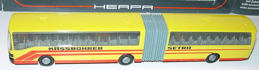 Foto 1:87 Kässbohrer-Setra SG 221 UL gelb, Kässbohrer-Design herpa 832461