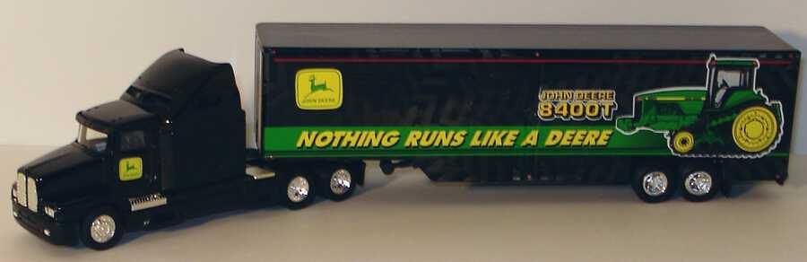 Foto 1:87 Kenworth T600B Sleeper lang KoSzg 3/2 John Deere 8400T - Nothung runs like a Deere Ertl 5457