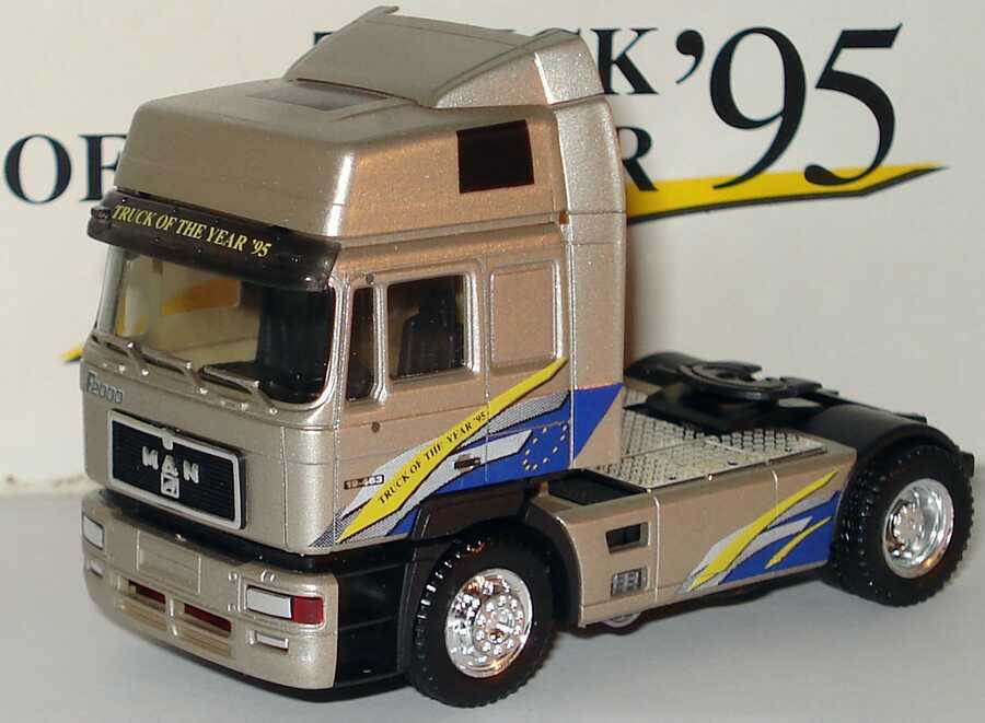 Foto 1:87 MAN F2000 Hochdach Fv Cv 2a Szgm rauchsilber-met. Truck of the year '95 (MAN) herpa 09.38069.0107