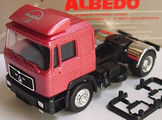 Foto 1:87 MAN F90 2a Szgm rot-met. MAN Albedo