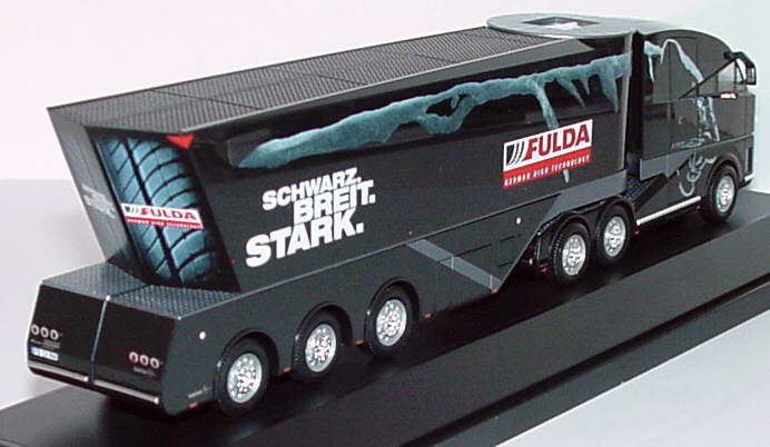 Foto 1:87 MAN Fulda-Truck Showbühnen-Szg 3/3 Schwarz. Breit. Stark., Hightech Emotions (Fulda Collection) herpa