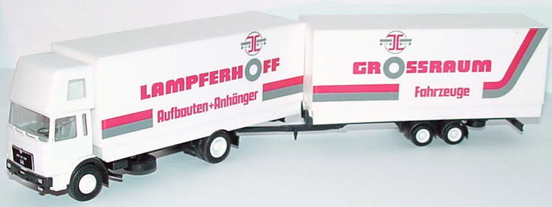 Foto 1:87 MAN (K) Topsleeper JuPPTanHgz 2/2 Lampferhoff Aufbauten + Anhänger, Grossraum Fahrzeuge herpa 829290