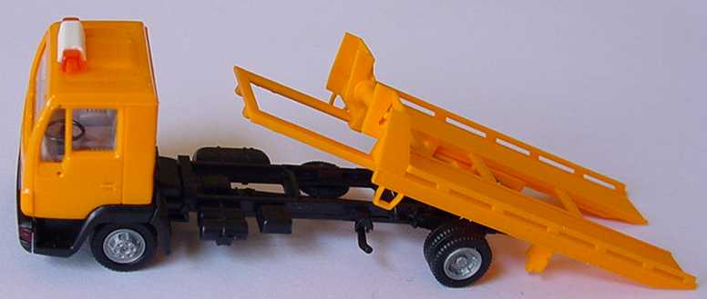 Foto 1:87 MAN L2000 2a Abschleppwagen orange herpa 143080