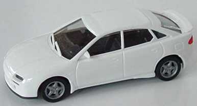 Foto 1:87 Mazda 323F weiß herpa 021739