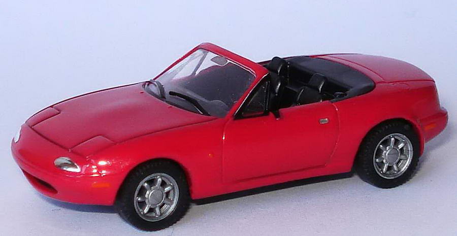 Foto 1:87 Mazda MX 5 rotviolett herpa 021418/151672