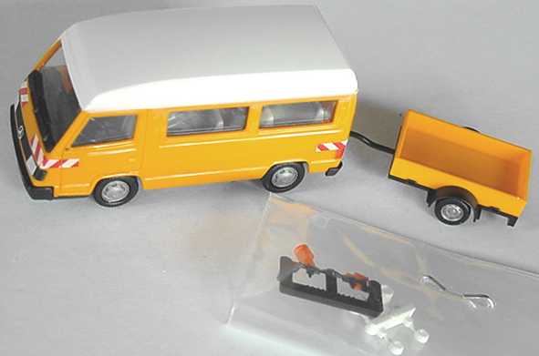 Foto 1:87 Mercedes-Benz 100D II Bus Hochdach mit Anhänger kommunal herpa 042277