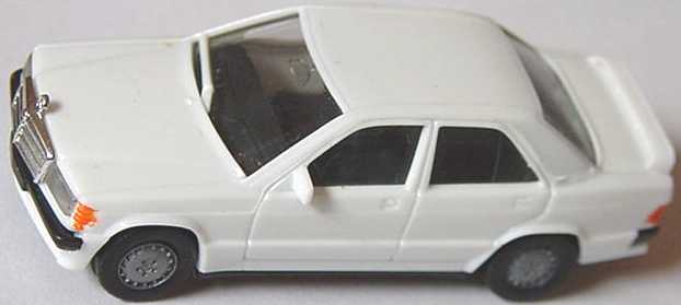 Foto 1:87 Mercedes-Benz 190E 2.3-16 weiß (bemalt) herpa 2042