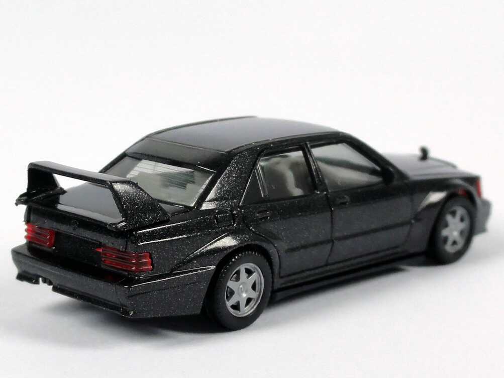Foto 1:87 Mercedes-Benz 190E 2.5-16 Evolution II schwarzmet., IA grau herpa 030953/147200