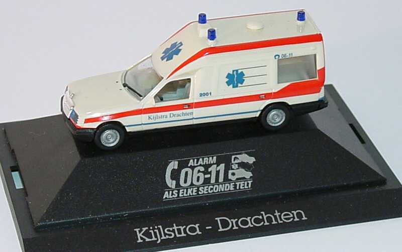 Foto 1:87 Mercedes-Benz 230E Bonna 124L KTW (W124) Kijlstra - Drachten, Alarm 06-11 - Als elke Seconde telt herpa