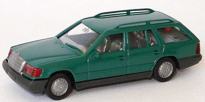 Foto 1:87 Mercedes-Benz 230TE (S124) dunkelpatinagrün Wiking 154