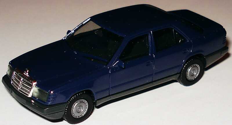 Foto 1:87 Mercedes-Benz 300E (W124) dunkelblau, Grill verchromt herpa 2049