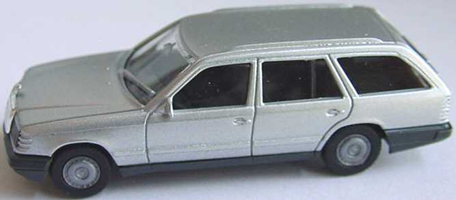 Foto 1:87 Mercedes-Benz 300TE (S124) silber-met. herpa 3053