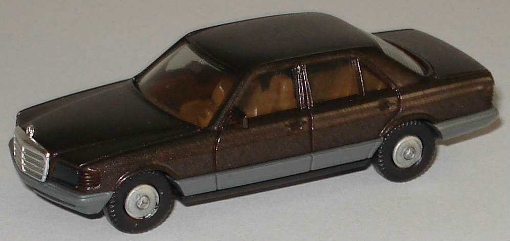 Foto 1:87 Mercedes-Benz 500SE (W126) (alte Räder) bornit-met. herpa 2022