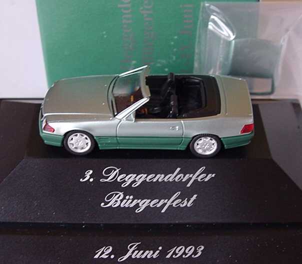 Foto 1:87 Mercedes-Benz 500SL (R129) kristallgrün-met. 3. Deggendorfer Bürgerfest herpa