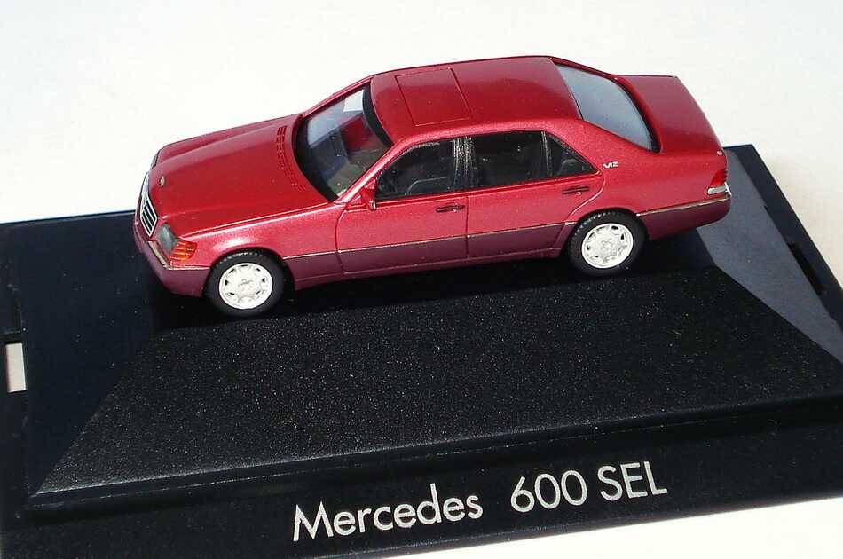 Foto 1:87 Mercedes-Benz 600SEL (W140) rot-met. herpa 100113